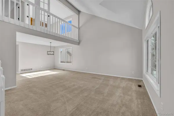 9390 Yale LN, Highlands Ranch, CO 80130