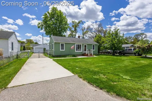 2500 Howe Street, Shelby Twp, MI 48317