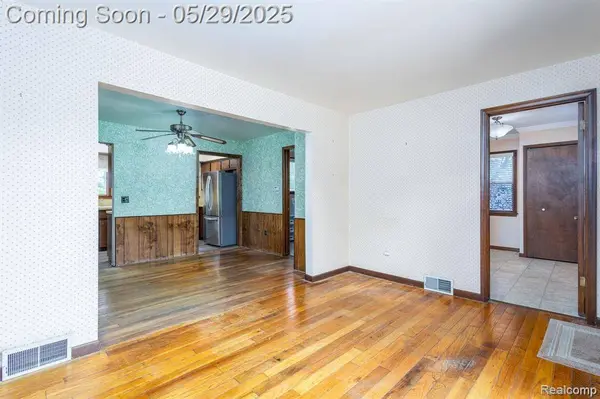 2500 Howe Street, Shelby Twp, MI 48317