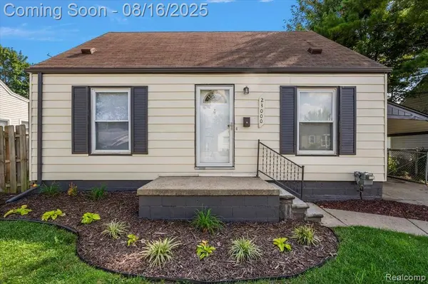 23000 Maxine Street, St. Clair Shores, MI 48080