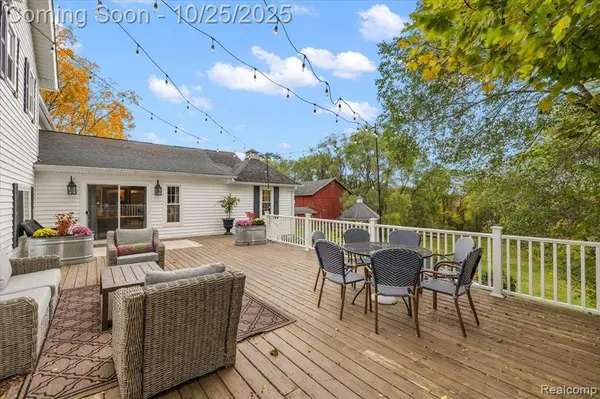 5640 Hummer Lake Road, Brandon Twp, MI 48371