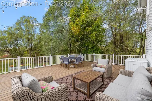 5640 Hummer Lake Road, Brandon Twp, MI 48371