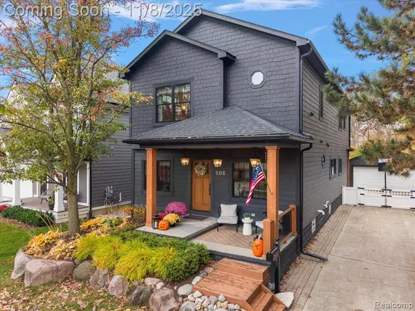 606 Golf Avenue, Royal Oak, MI 48073