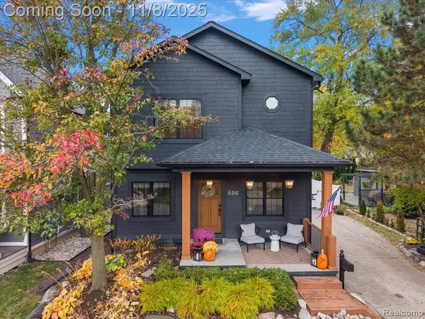 606 Golf Avenue, Royal Oak, MI 48073