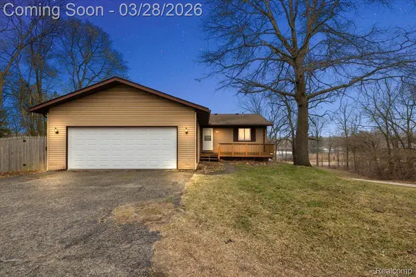 6210 Tripp RD, Groveland Township, MI 48442