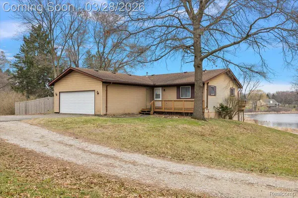 6210 Tripp RD, Groveland Township, MI 48442