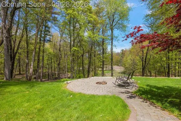 501 Cedarwood ST, Oxford Charter Township, MI 48371