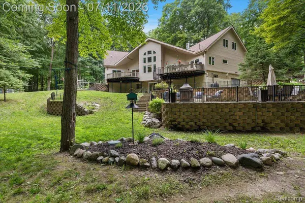 4219 Gardner RD, Metamora Township, MI 48455