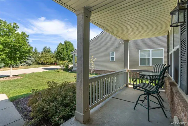 3679 W Madison AVE, Orion Charter Township, MI 48359