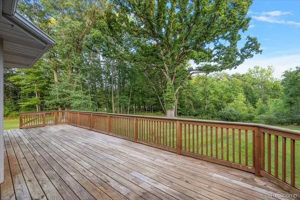 707 W Sutton RD, Metamora Township, MI 48455