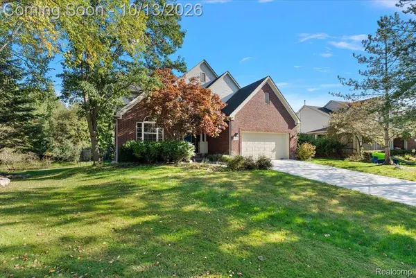 3055 Montclair DR
