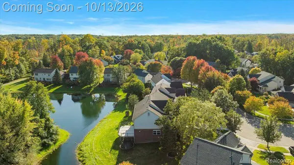 3055 Montclair DR, Orion Charter Township, MI 48348