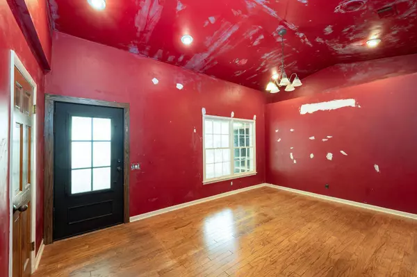 2907 Pinecrest DR, Austin, TX 78757