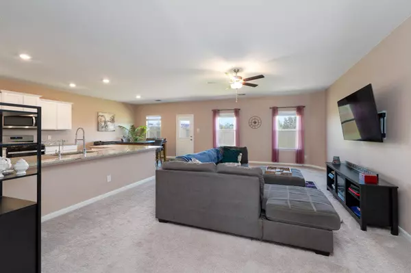 625 Aplite PASS, Maxwell, TX 78656