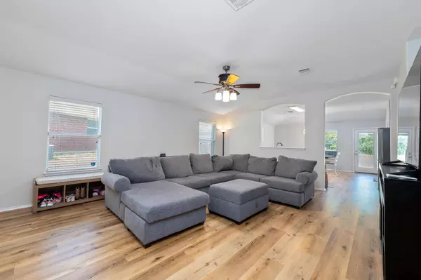 5601 Malcom TRL, Austin, TX 78754