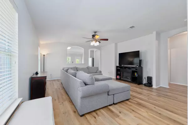 5601 Malcom TRL, Austin, TX 78754