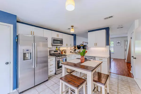 12325 Los Indios TRL #31, Austin, TX 78729