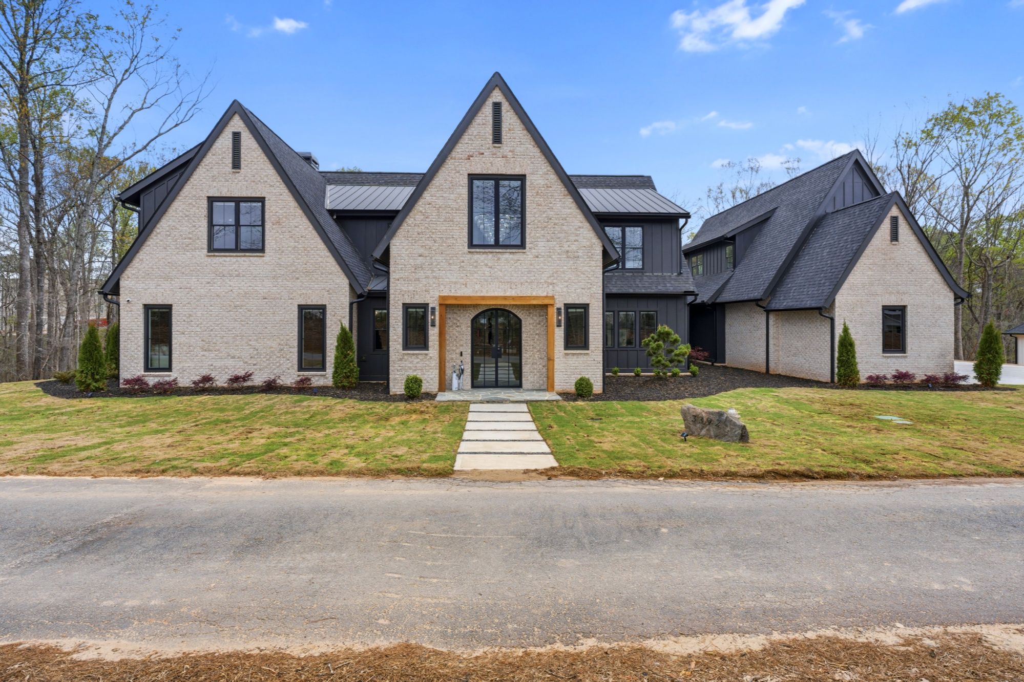 3392 Shank Grv, Dacula, GA 30019