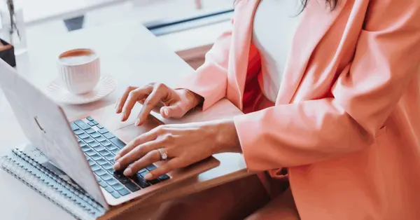 My Unpopular Opinion: Your Agent Shouldn’t Agree With Everything You Say