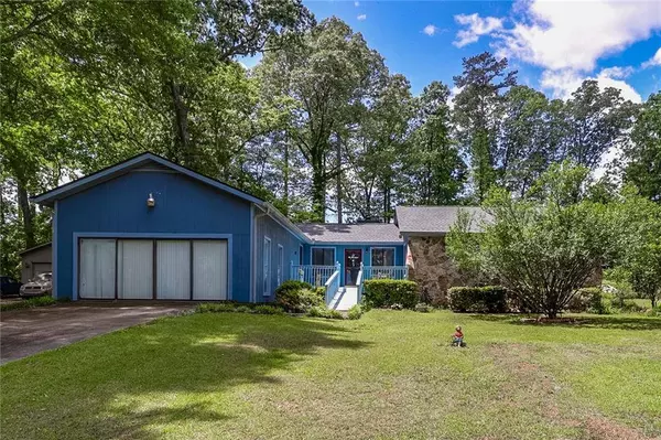 3739 Lake Carlton RD, Loganville, GA 30052