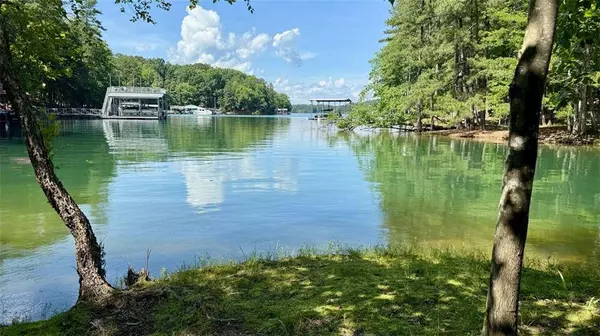 6560 CRESTWOOD PENINSULA, Flowery Branch, GA 30542