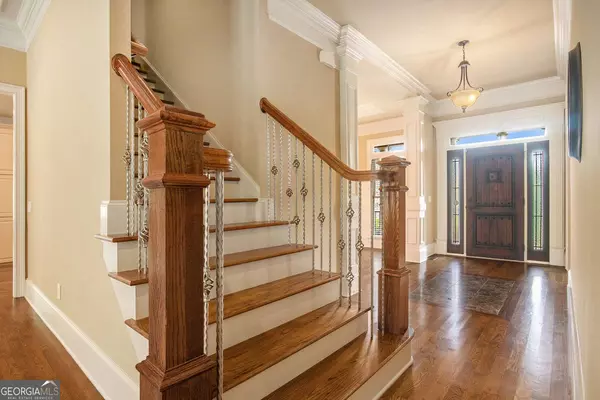 2953 Springbluff LN, Buford, GA 30519