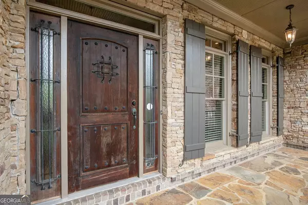 2953 Springbluff LN, Buford, GA 30519