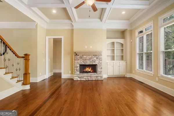 2953 Springbluff LN, Buford, GA 30519