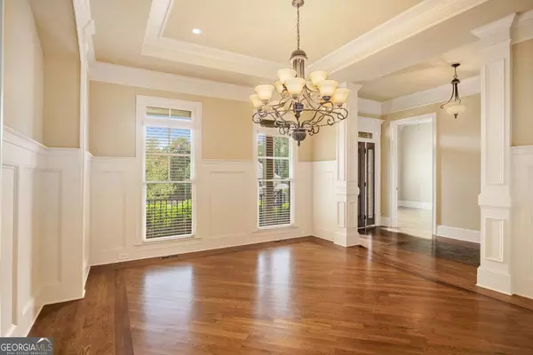 2953 Springbluff LN, Buford, GA 30519