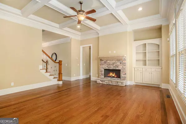 2953 Springbluff LN, Buford, GA 30519