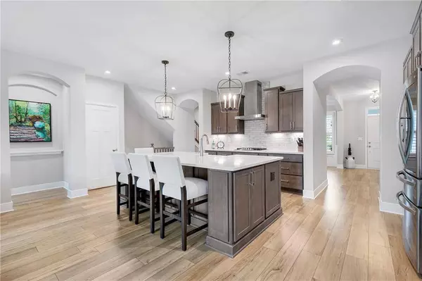 504 Michigan CIR, Hoschton, GA 30548