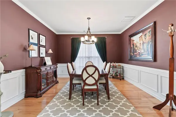 2472 Walnut Tree LN, Buford, GA 30519