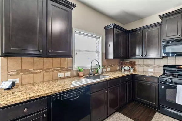 257 Collingsworth TRCE, Lawrenceville, GA 30043