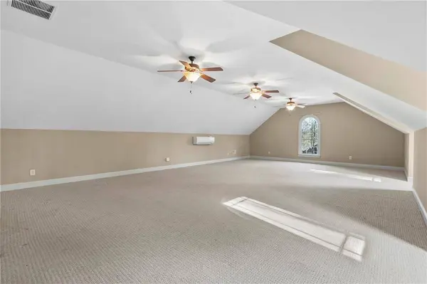 1178 ANTRIM GLEN DR, Hoschton, GA 30548