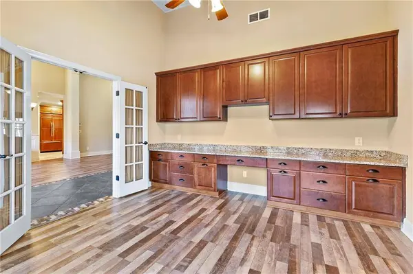 1178 ANTRIM GLEN DR, Hoschton, GA 30548