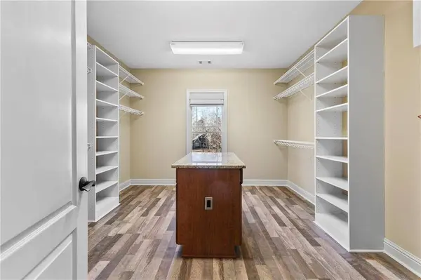 1178 ANTRIM GLEN DR, Hoschton, GA 30548