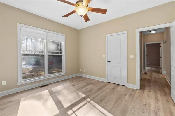 1178 ANTRIM GLEN DR, Hoschton, GA 30548