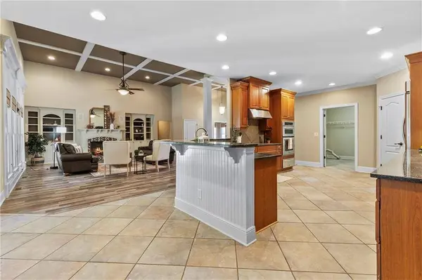 1178 ANTRIM GLEN DR, Hoschton, GA 30548