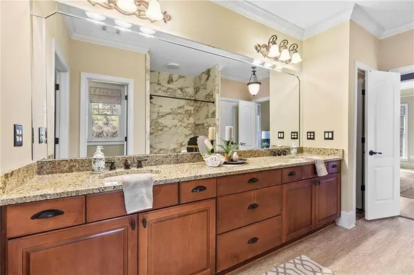 1178 ANTRIM GLEN DR, Hoschton, GA 30548