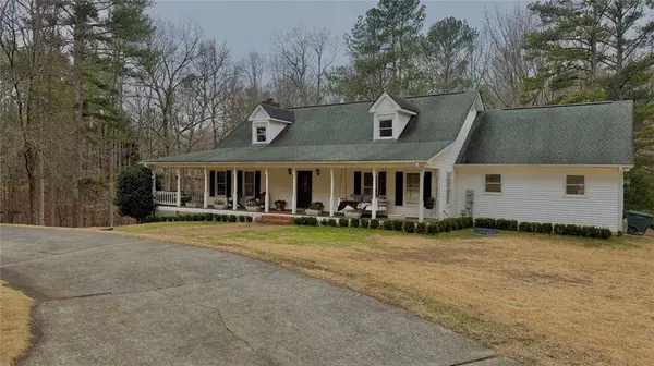 4731 Steeplechase LN, Flowery Branch, GA 30542