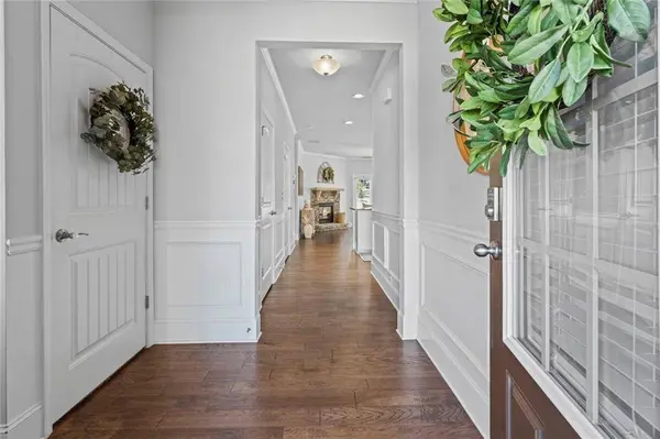 6647 Rivergreen RD, Flowery Branch, GA 30542