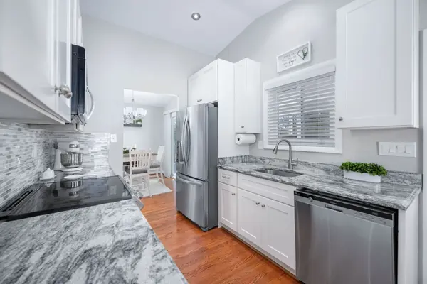 4401 Blyth Pl, Alexandria, VA 22309-4017