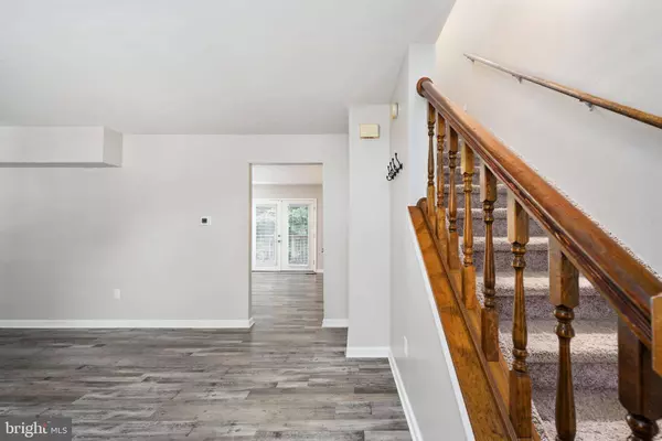 5122 REDBUD RD, Fredericksburg, VA 22407