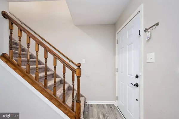 5122 REDBUD RD, Fredericksburg, VA 22407