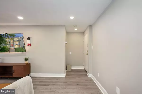 12705 GORDON BLVD #37, Woodbridge, VA 22192