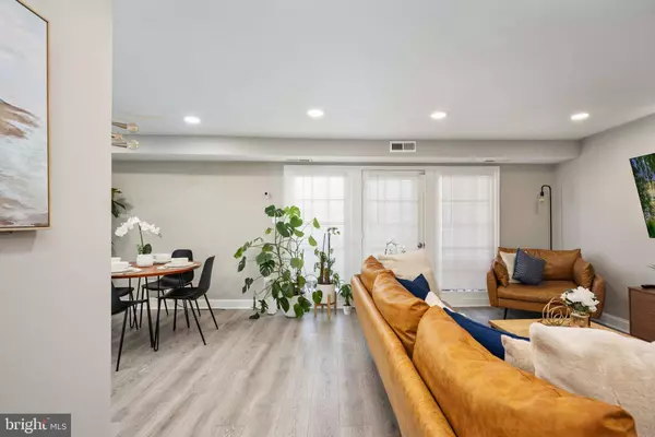 12705 GORDON BLVD #37, Woodbridge, VA 22192