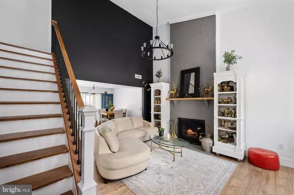 13342 PELICAN RD, Woodbridge, VA 22193