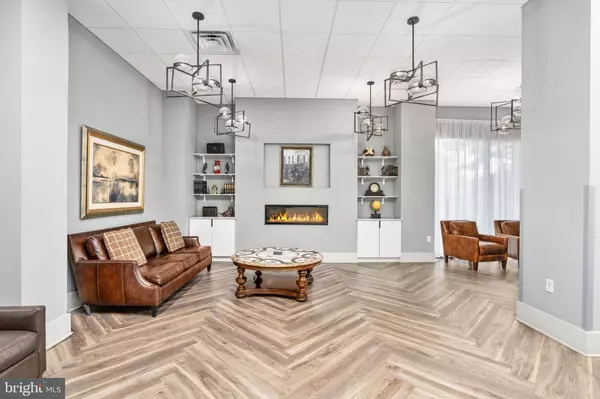 5300 HOLMES RUN PKWY #506, Alexandria, VA 22304