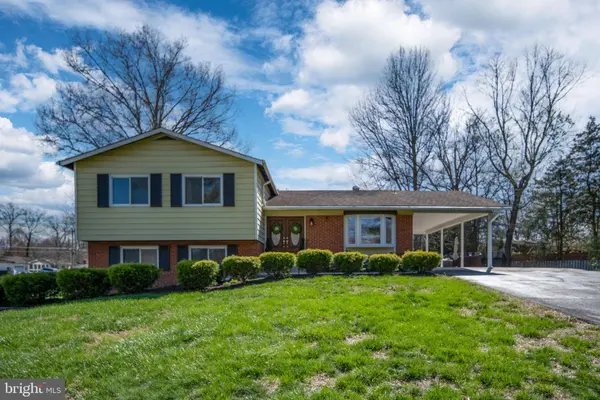 4401 BLYTH PL, Alexandria, VA 22309