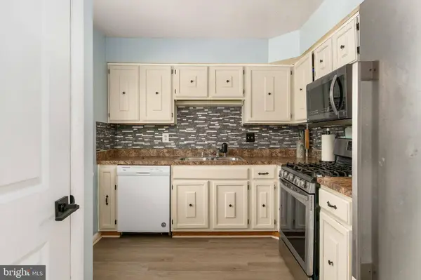 5328 QUALEY PL, Woodbridge, VA 22193